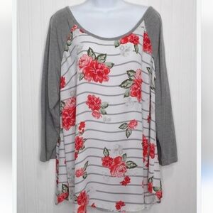 Torrid  SIZE 3 Plus Floral Stripe Chiffon Raglan Tee Shirt Top 3/4 Sleeve B5